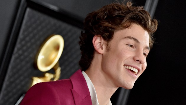 “Wonder” what’s going on? Shawn Mendes releases snippet of new song & video