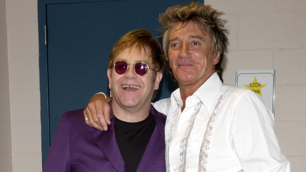 Rod Stewart admits he’s had a “big falling out” with Elton John: “We don’t talk anymore”