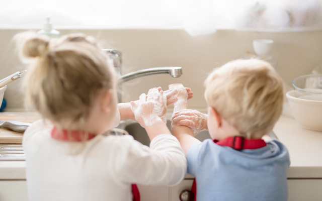 Do Kids Pretend To Wash Hands?